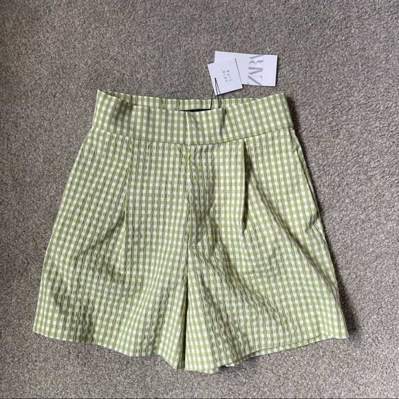Zara Pants - NWT ZARA gingham shorts